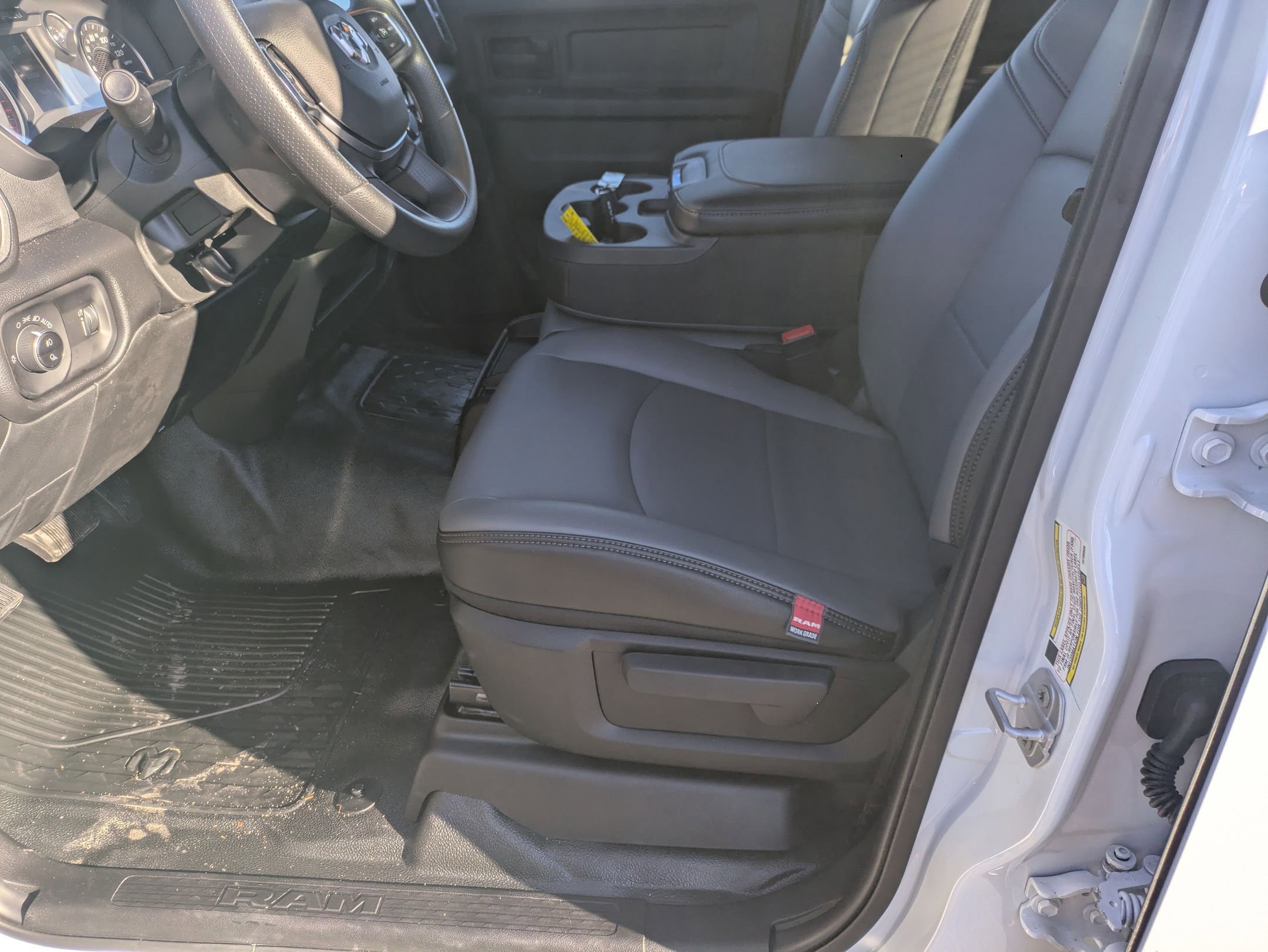 New 2026 RAM 3500 Tradesman w/ Chrome Appearance Group AWD/4WD image 12