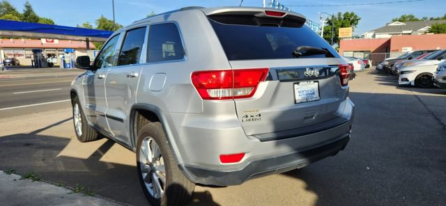 Used 2012 Jeep Grand Cherokee Laredo AWD/4WD image 5