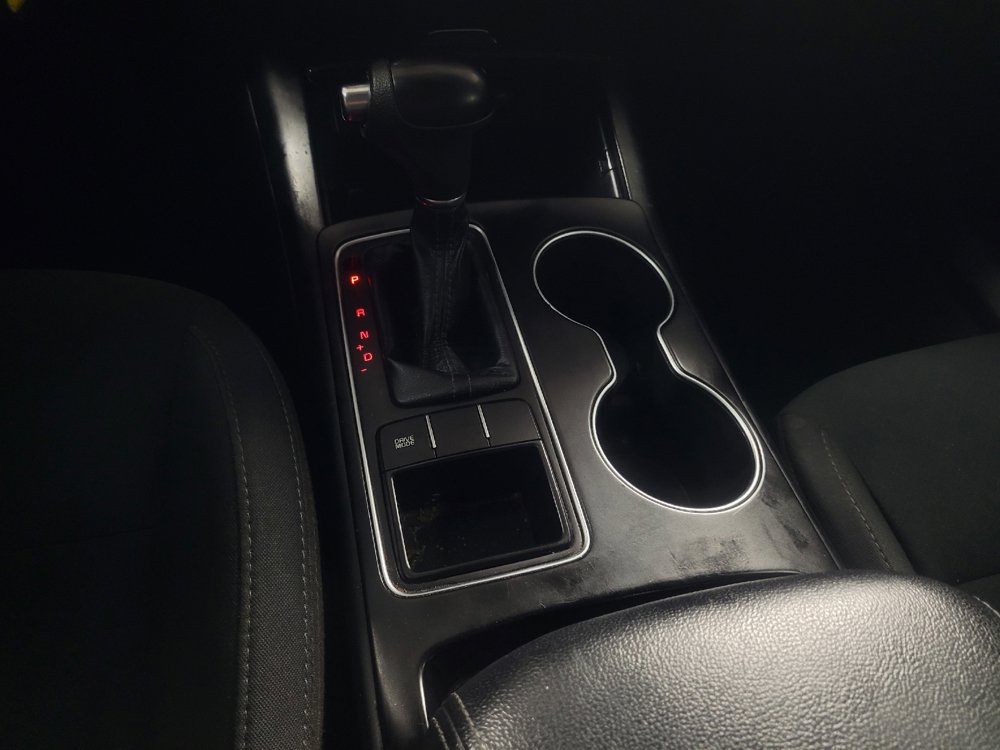 Used 2019 Kia Sorento FWD V6 image 26