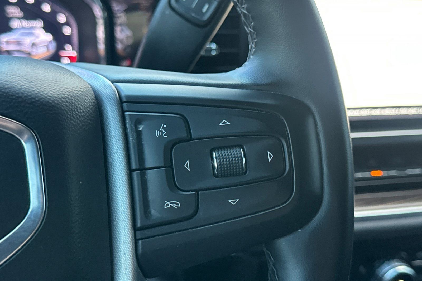 Used 2024 GMC Sierra 1500 Elevation image 36