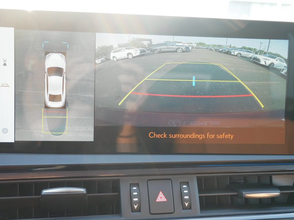 Certified 2025 Lexus ES 350 Ultra Luxury w/ Accessory Package (Z2) FWD image 21