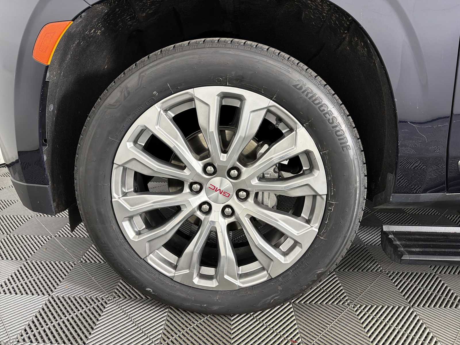 Certified 2023 GMC Yukon Denali image 18