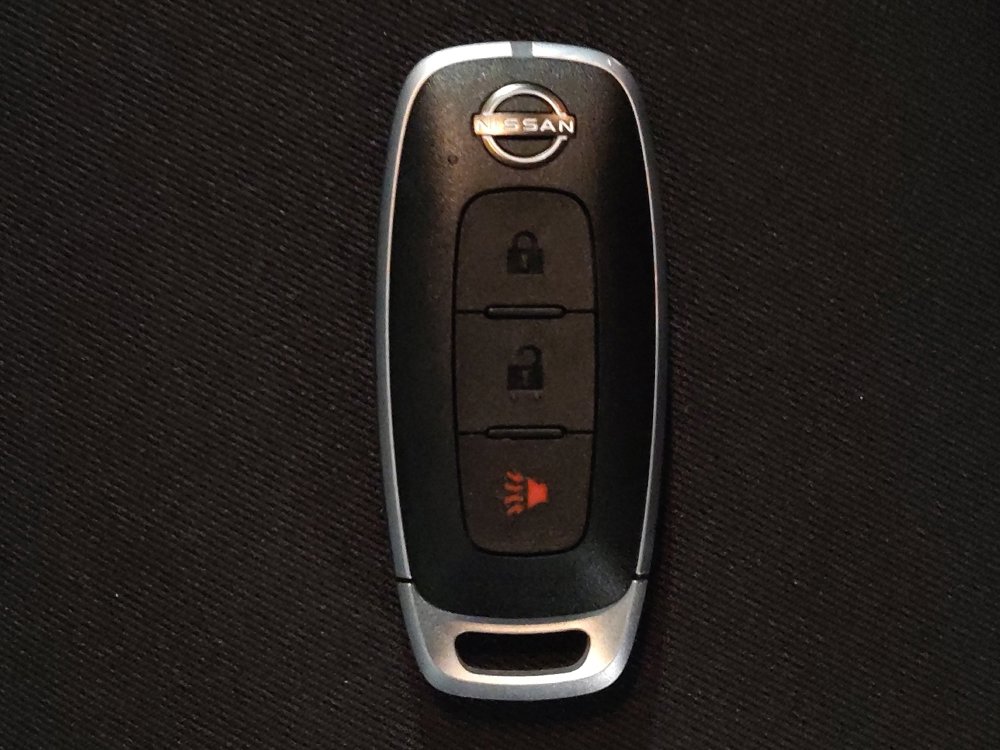 Used 2023 Nissan Pathfinder S image 32