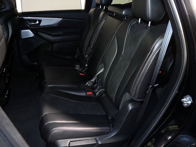 Used 2025 Acura MDX A-Spec image 13