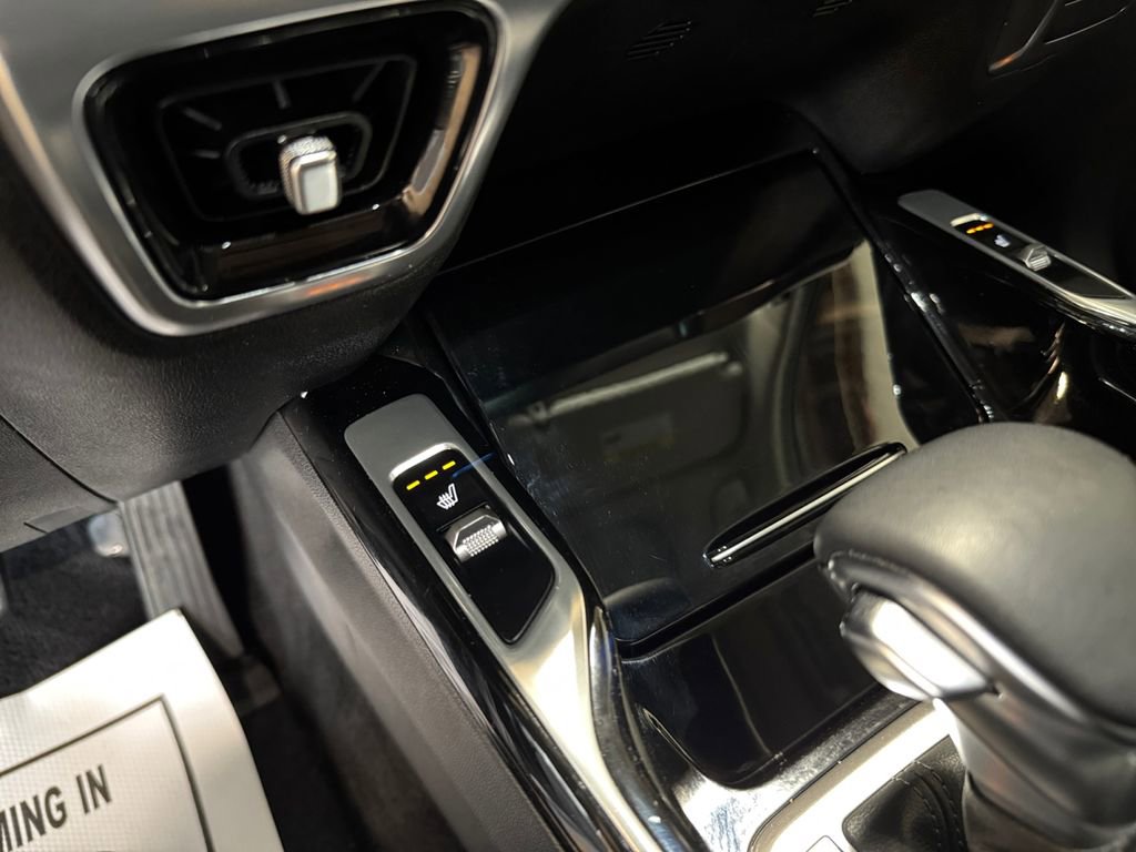 Certified 2023 Kia Sorento SX AWD/4WD image 30
