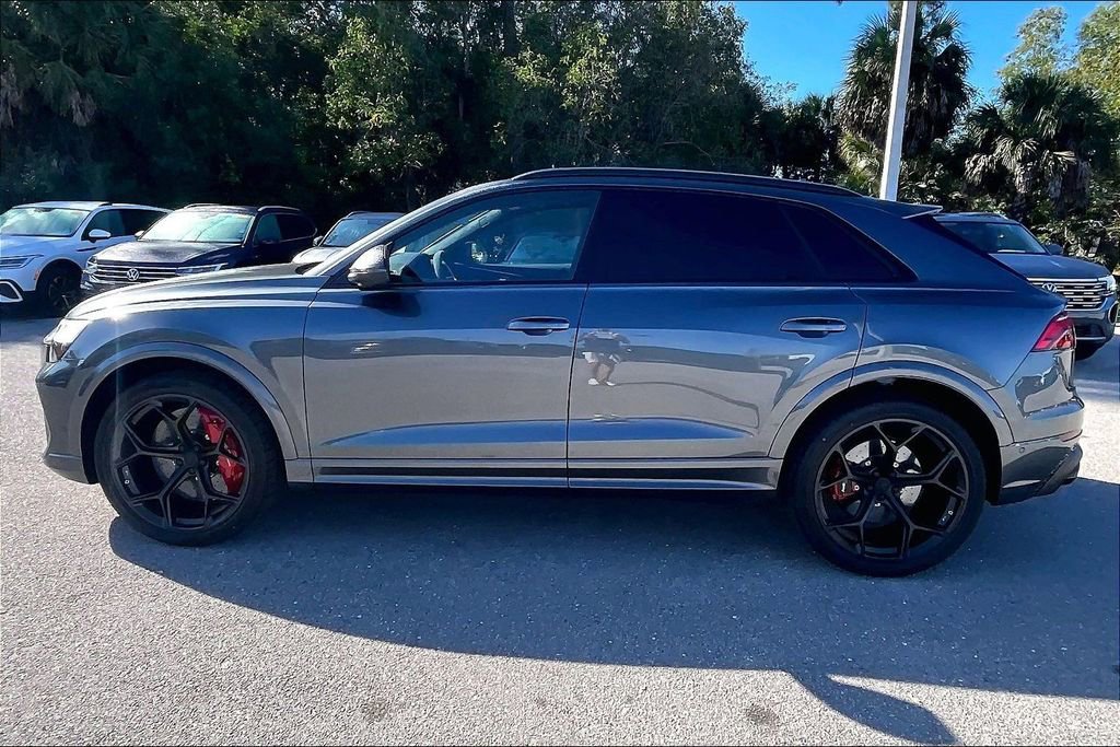 New 2026 Audi RS Q8 performance image 8