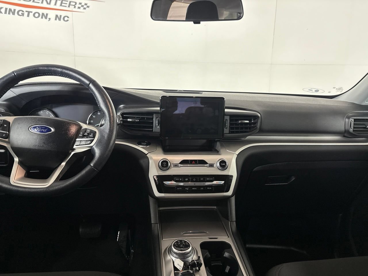 Used 2021 Ford Explorer XLT RWD image 23