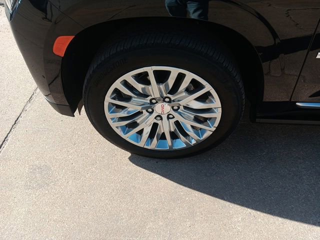 Used 2023 GMC Yukon Denali image 36