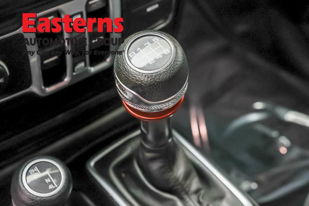 Used 2018 Jeep Wrangler Unlimited Sport S AWD/4WD image 13