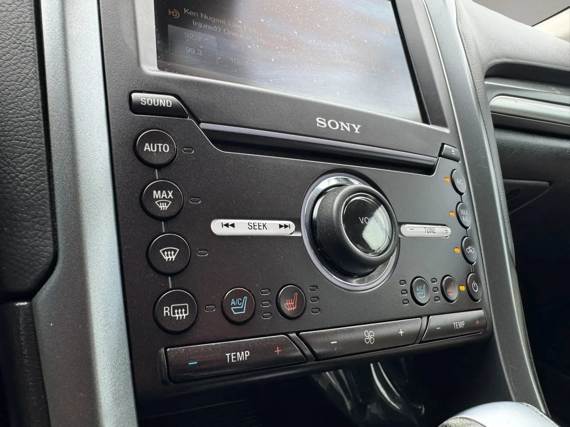 Used 2016 Ford Fusion Titanium FWD image 16