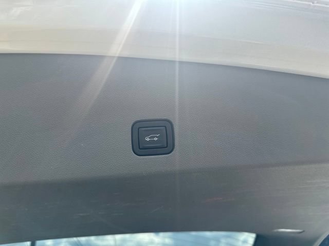 Used 2021 Cadillac XT6 Premium Luxury AWD/4WD image 10