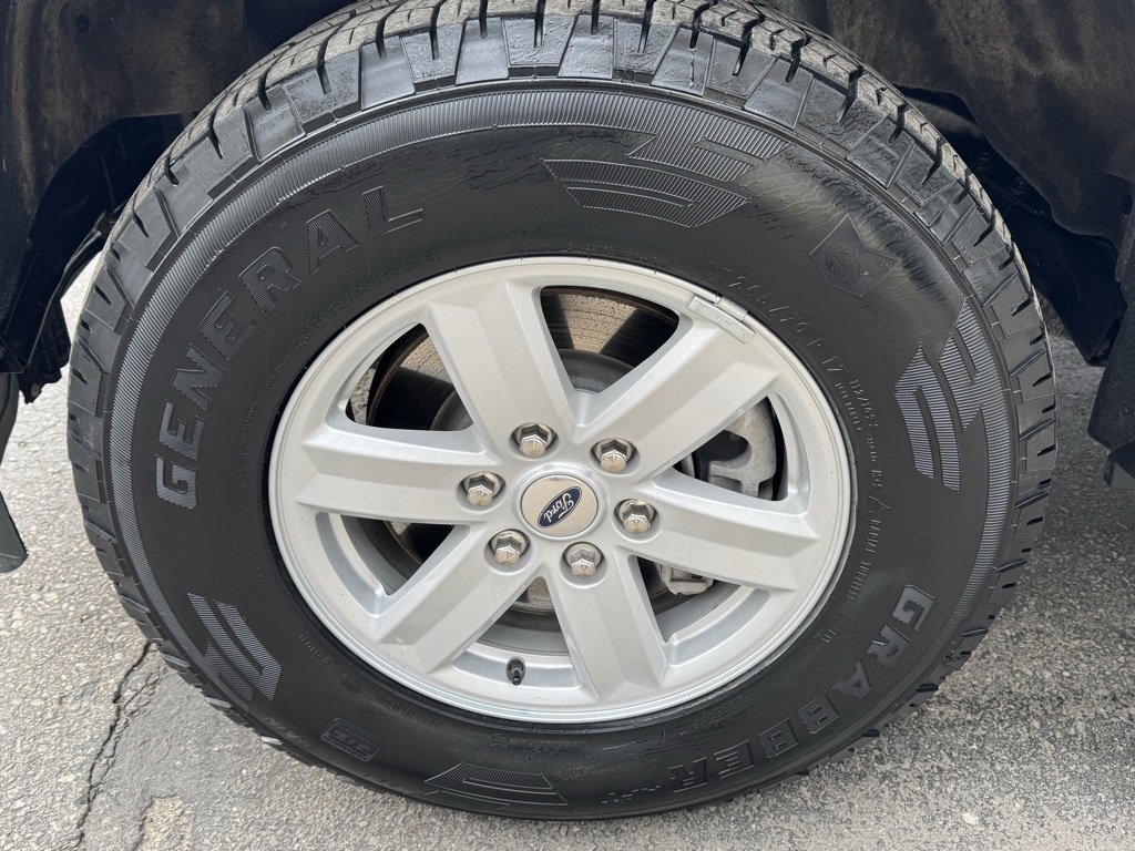 Used 2023 Ford F150 XLT image 41