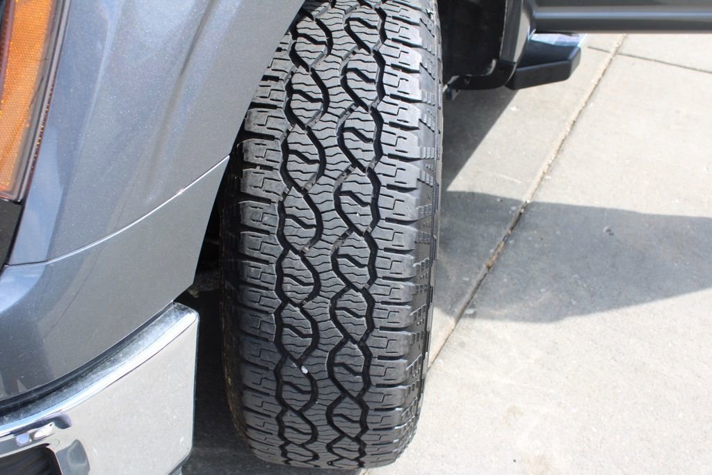 Used 2025 Ford F150 XLT w/ Equipment Group 301A Standard image 13