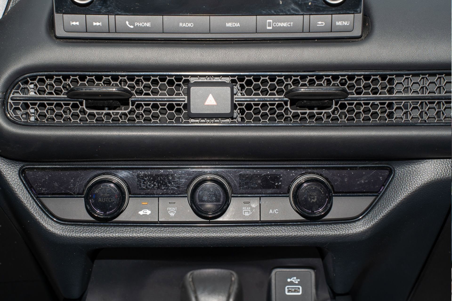 Certified 2023 Honda HR-V LX image 24