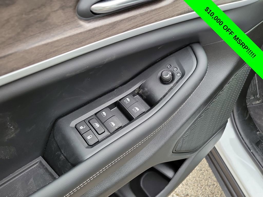 New 2025 Jeep Grand Cherokee L Limited AWD/4WD image 21