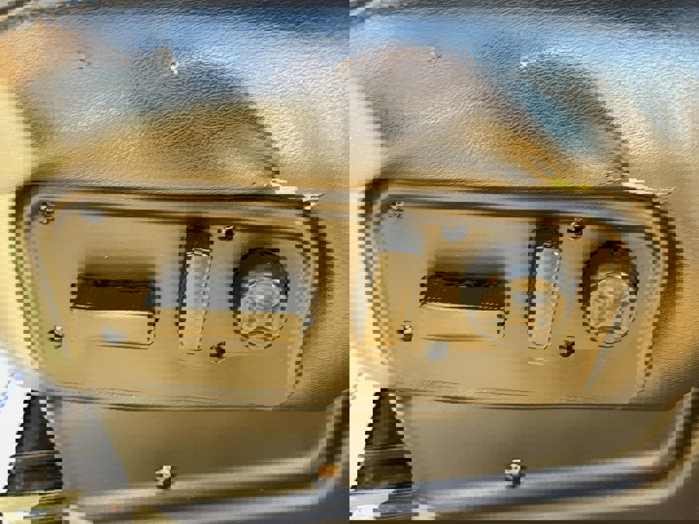 Used 2005 HUMMER H2 SUT w/ Preferred Equipment Group image 21