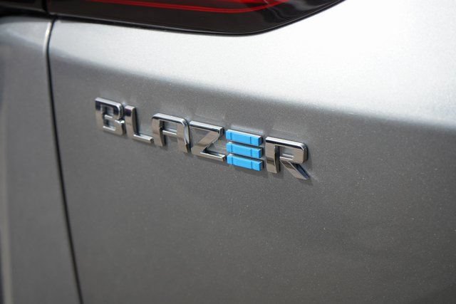 New 2026 Chevrolet Blazer EV LT FWD image 12