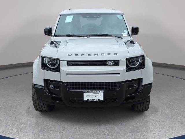 New 2026 Land Rover Defender 130 X-Dynamic SE AWD/4WD image 2