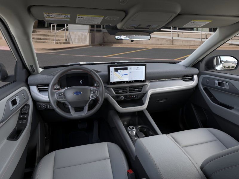 New 2026 Ford Explorer Active RWD image 11