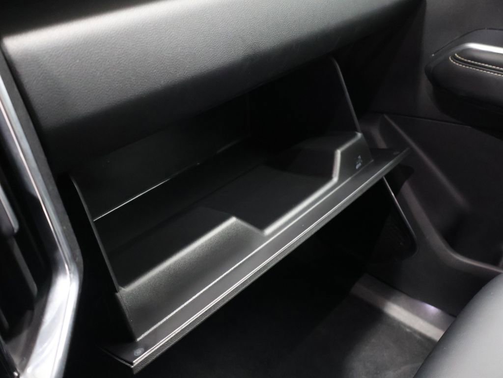 Used 2024 GMC Acadia Elevation image 34