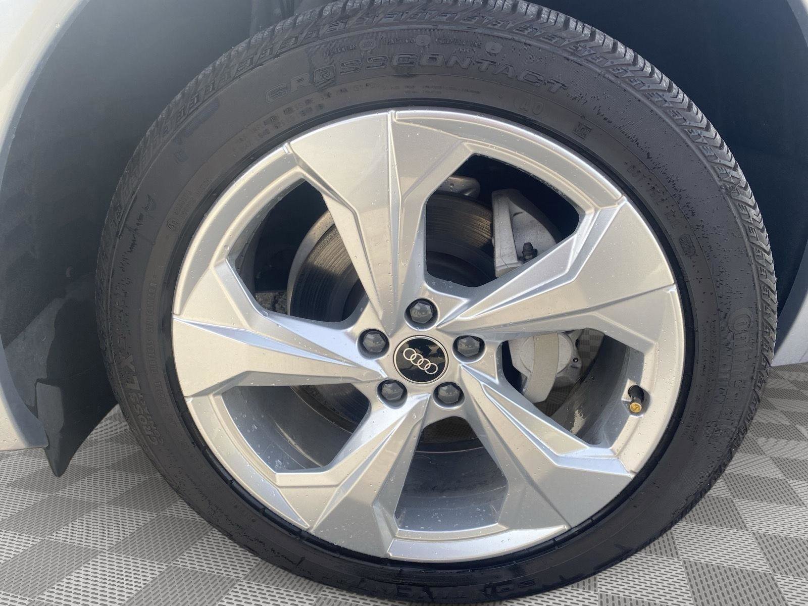 Used 2022 Audi Q5 2.0T Premium Plus w/ Premium Plus Package image 9