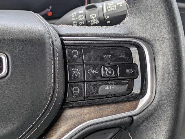 Used 2023 Jeep Grand Wagoneer Series II AWD/4WD image 29