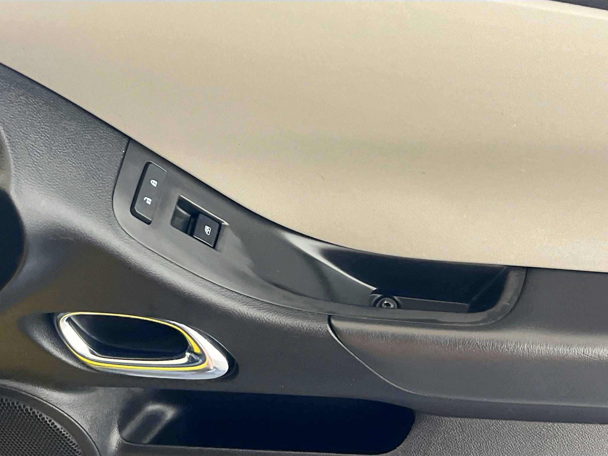 Used 2012 Chevrolet Camaro LS image 31