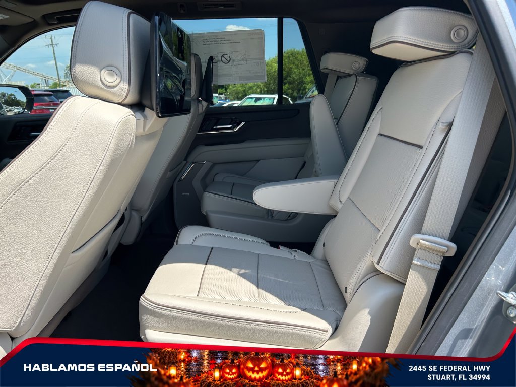 New 2026 GMC Yukon Denali w/ Denali Reserve Package AWD/4WD image 11