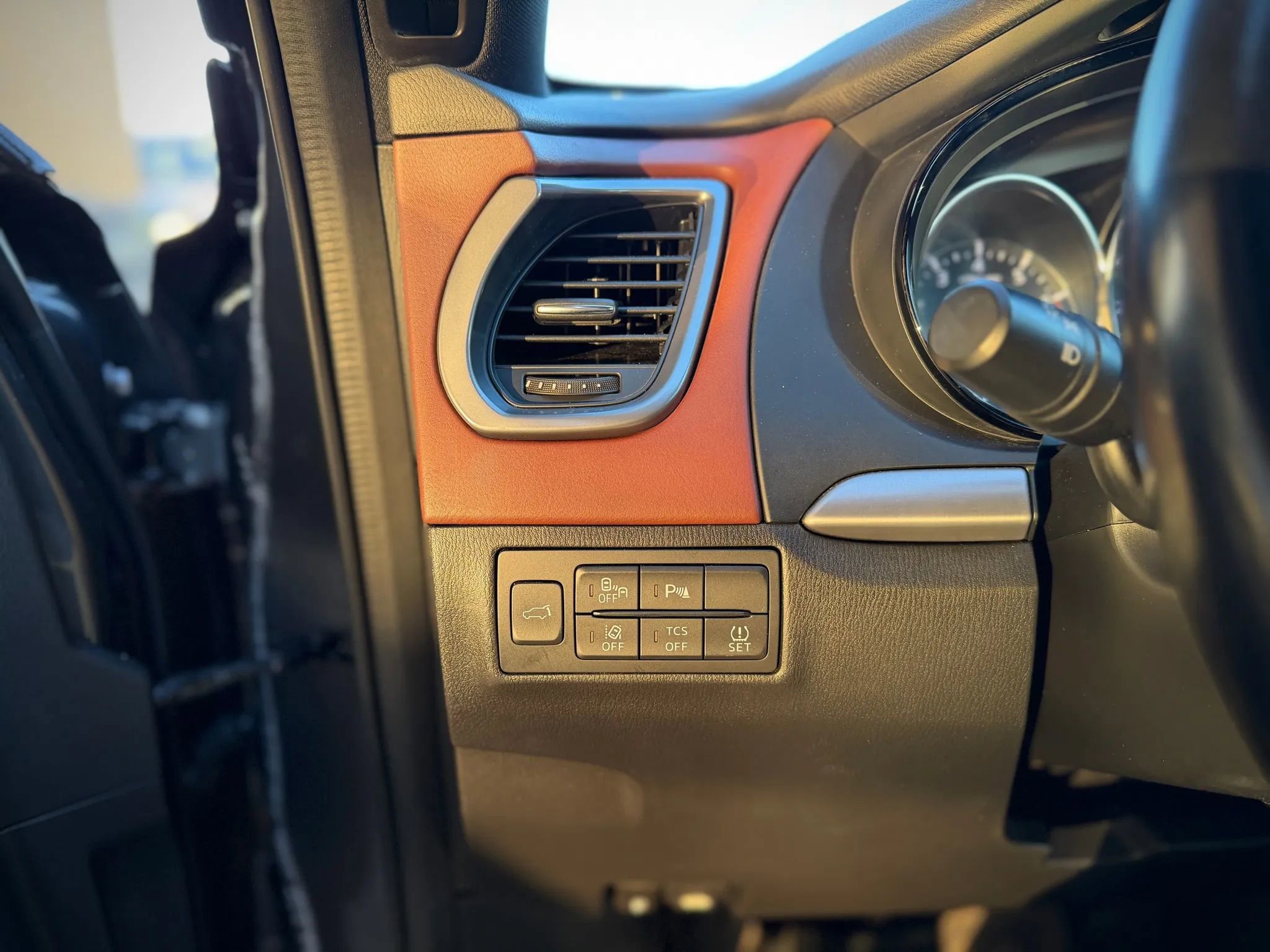 Used 2017 MAZDA CX-9 Signature image 9