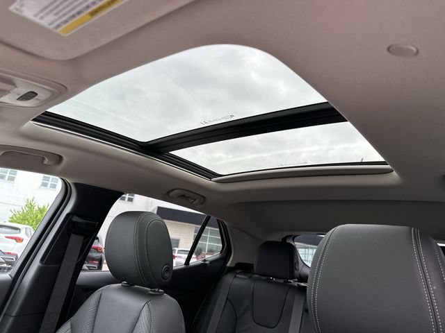 Used 2023 Buick Encore GX Essence w/ Experience Buick Package FWD image 18