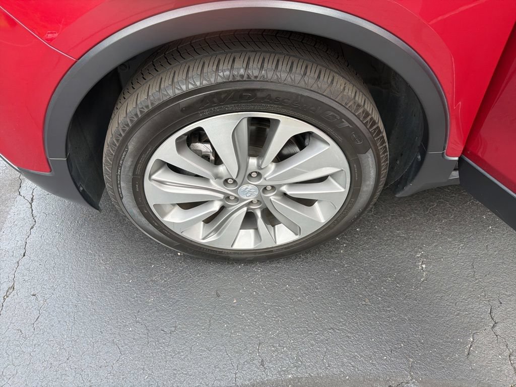 Certified 2018 Buick Encore Preferred FWD image 18