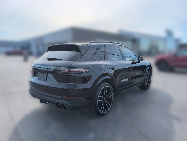Used 2020 Porsche Cayenne S AWD/4WD image 3