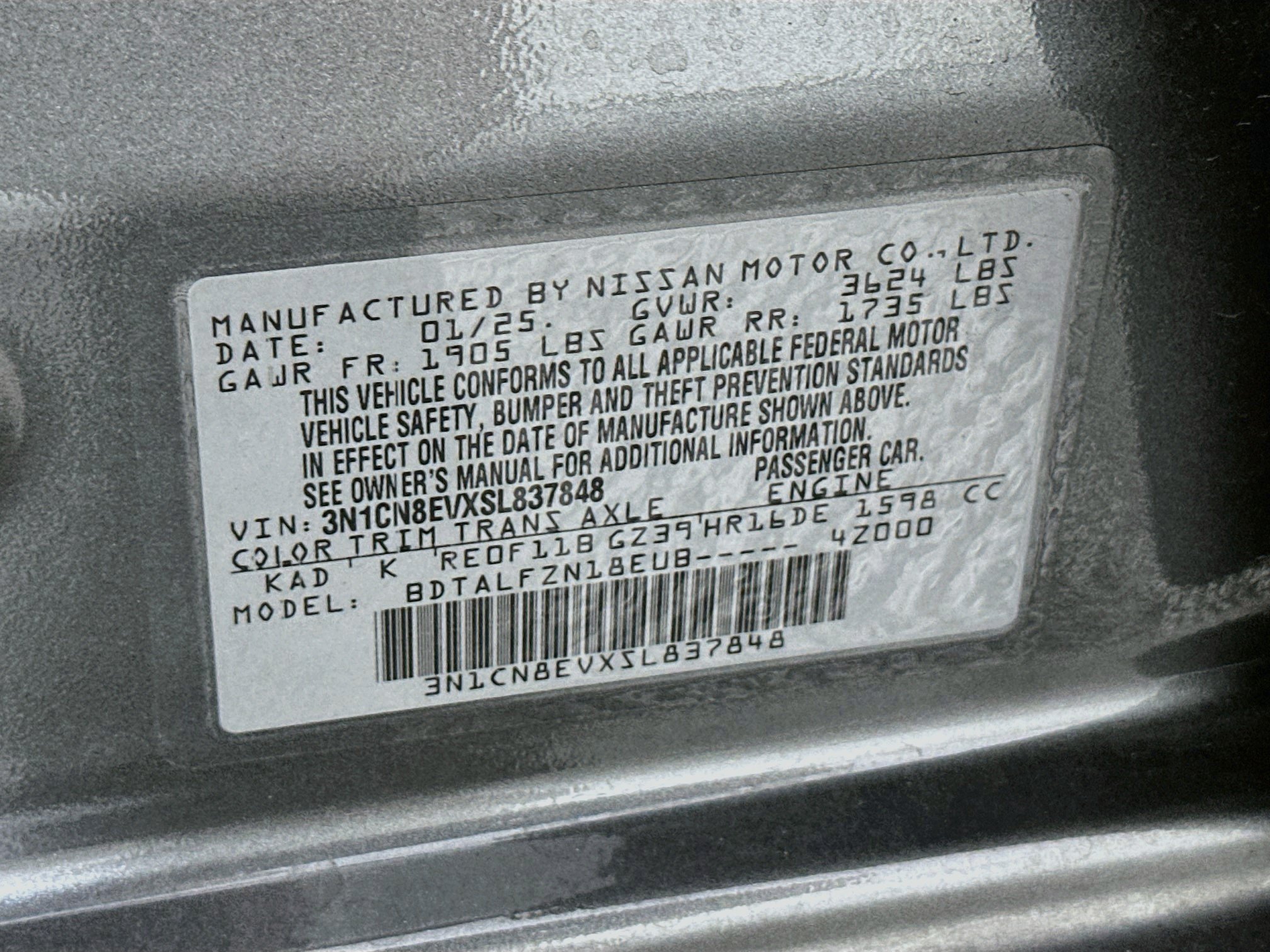 Used 2025 Nissan Versa SV FWD image 12