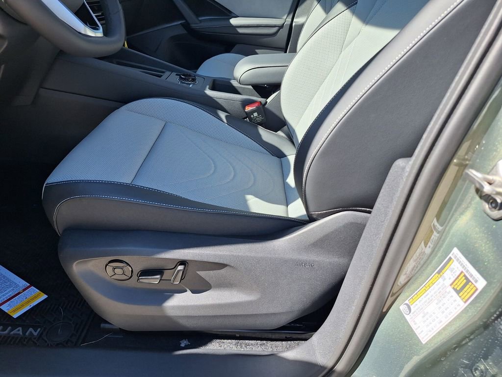 New 2026 Volkswagen Tiguan SE R-Line image 15