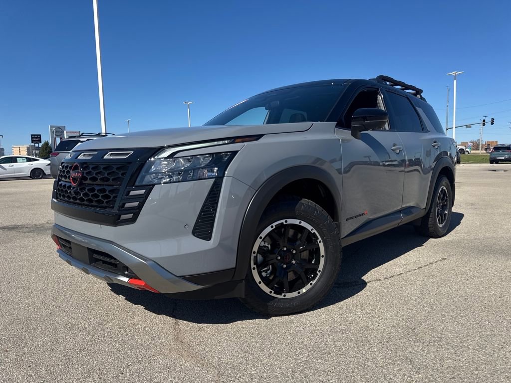 New 2026 Nissan Pathfinder Rock Creek w/ Rock Creek Premium Package