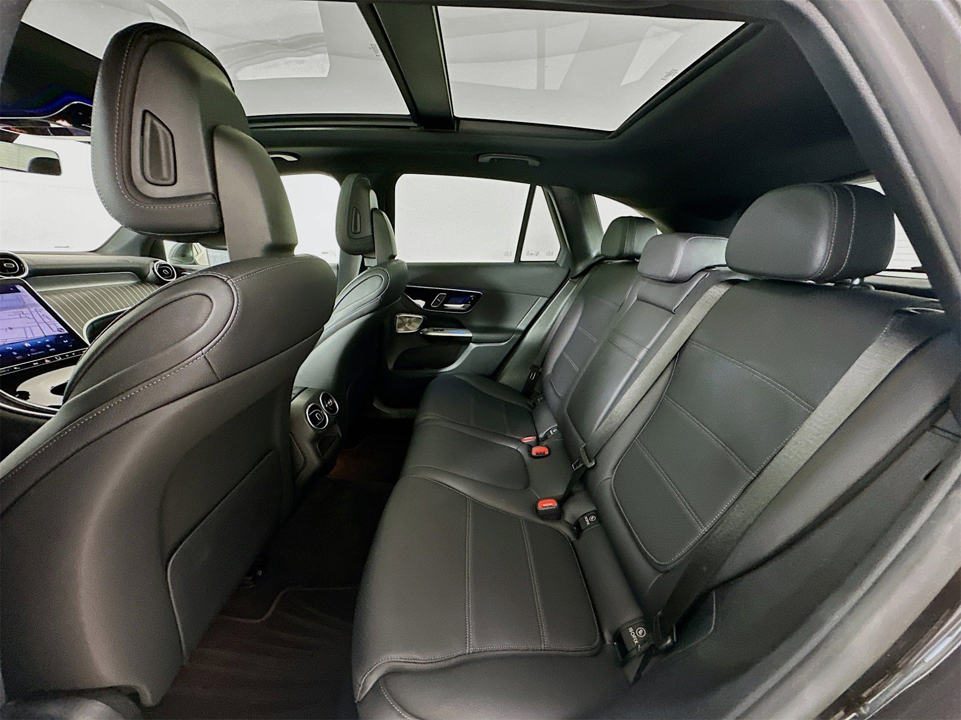 Certified 2024 Mercedes-Benz GLC 300 4MATIC image 27