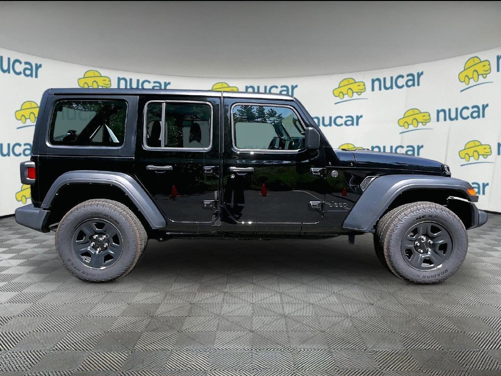 Used 2025 Jeep Wrangler Unlimited Sport AWD/4WD image 8
