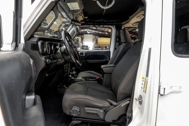Used 2020 Jeep Gladiator Sport w/ Quick Order Package 24S AWD/4WD image 16