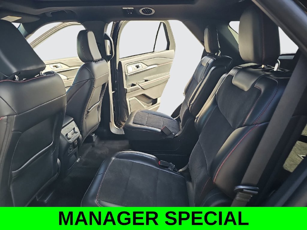 Used 2025 Ford Explorer ST w/ Sun And Sound Package AWD/4WD image 15