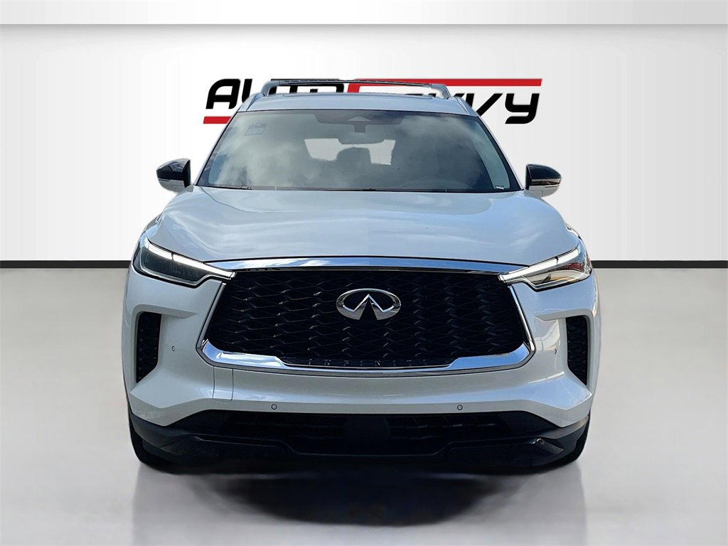 Used 2024 INFINITI QX60 Luxe w/ Cargo Package image 2