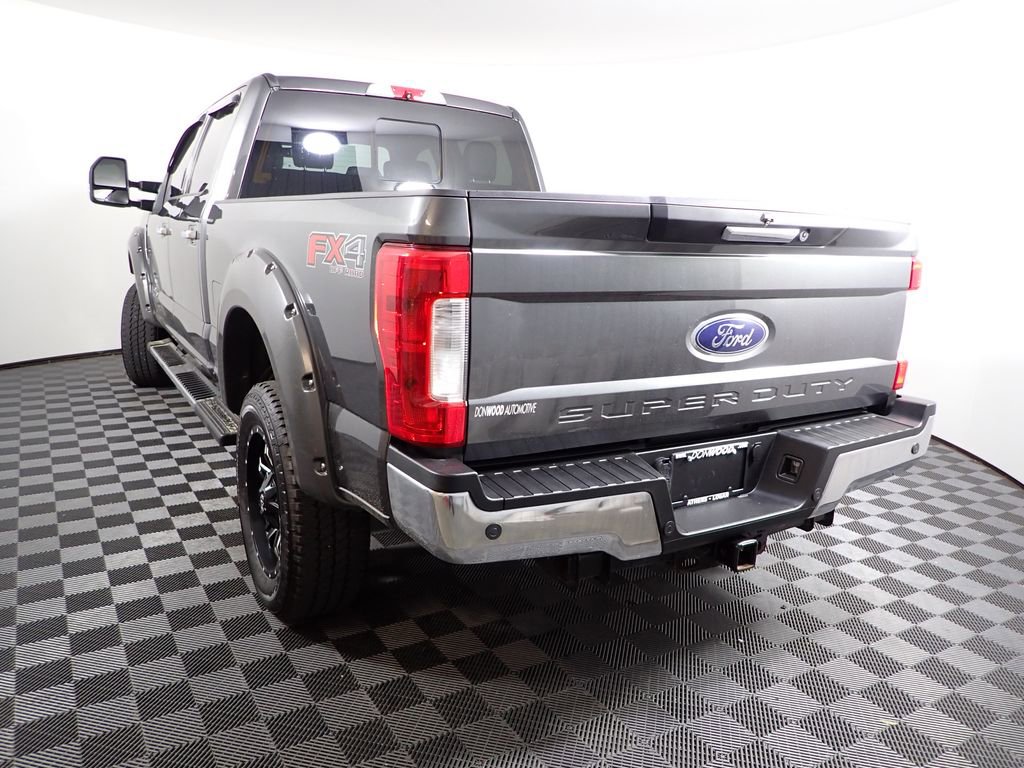 Used 2019 Ford F350 Lariat w/ Chrome Package image 14
