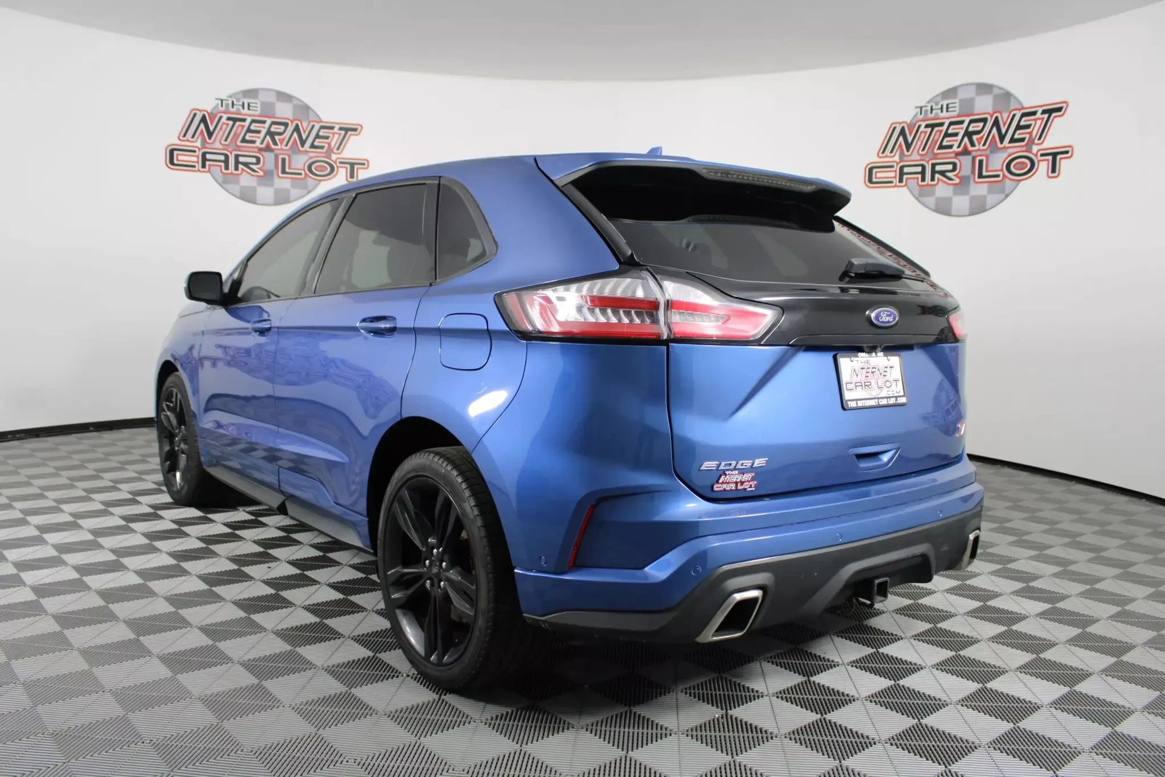 Used 2019 Ford Edge ST w/ Equipment Group 401A image 5