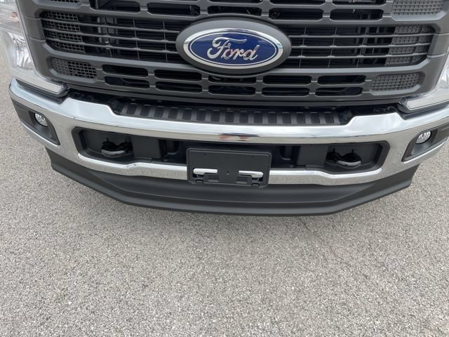 New 2026 Ford F350 XL AWD/4WD image 4