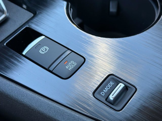 Certified 2026 Nissan Rogue S FWD image 25