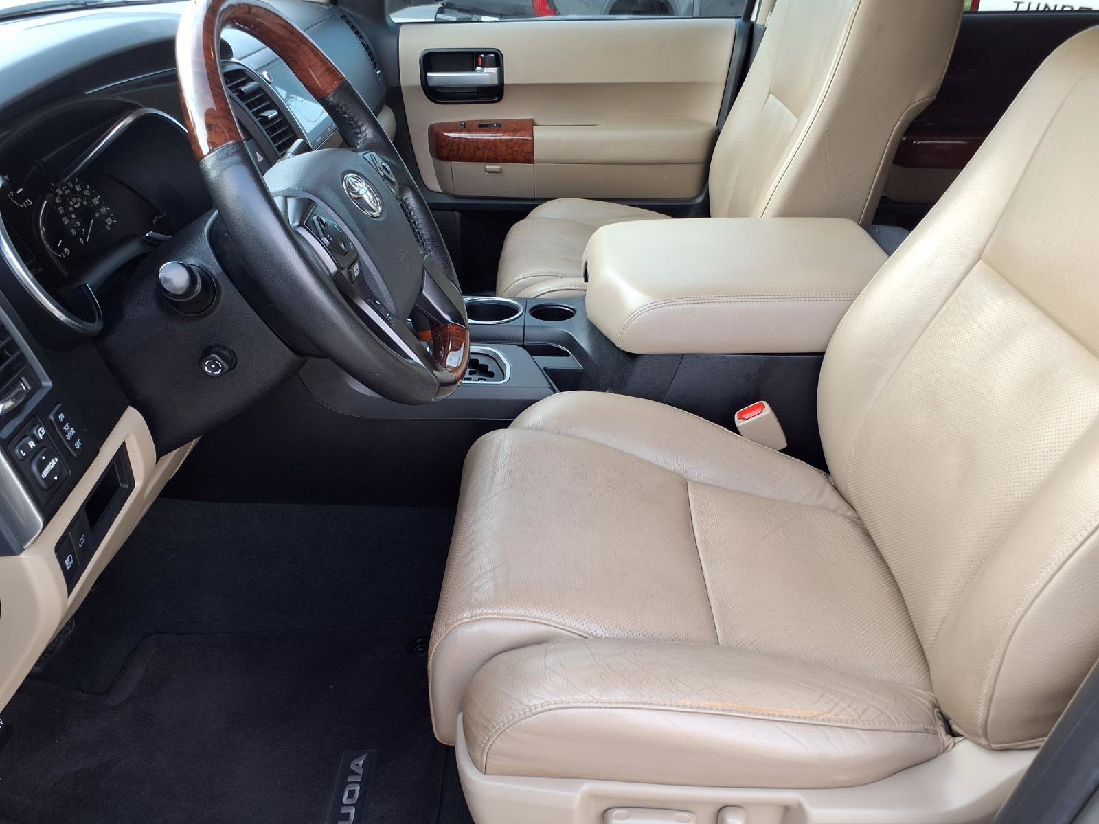 Used 2020 Toyota Sequoia Platinum RWD image 16
