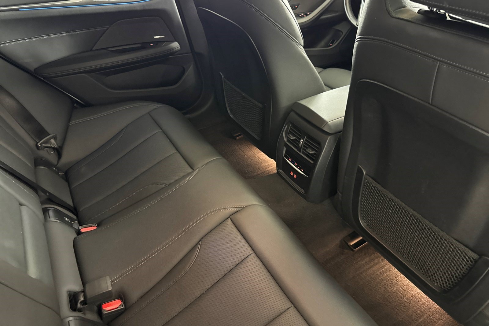 Certified 2023 BMW i4 eDrive35 RWD image 32