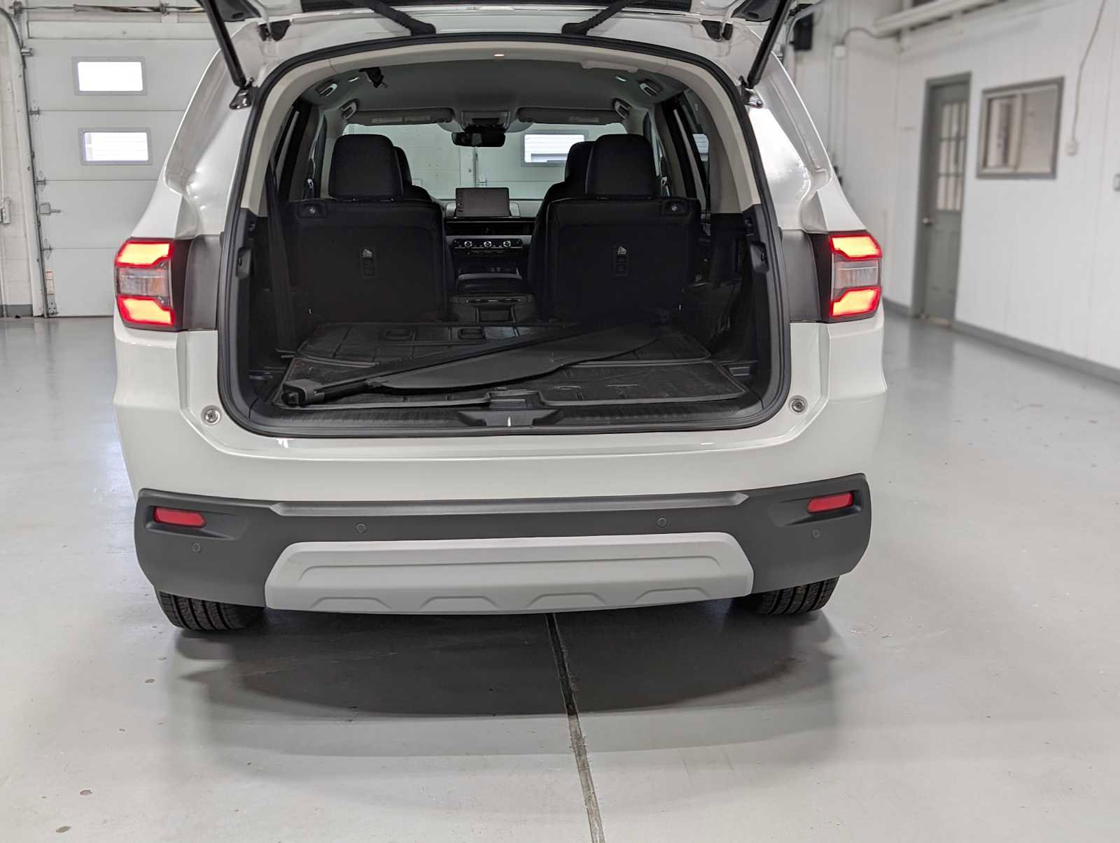 Certified 2023 Honda Pilot EX-L image 33