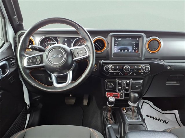 Used 2021 Jeep Gladiator Mojave w/ Cold Weather Group image 17