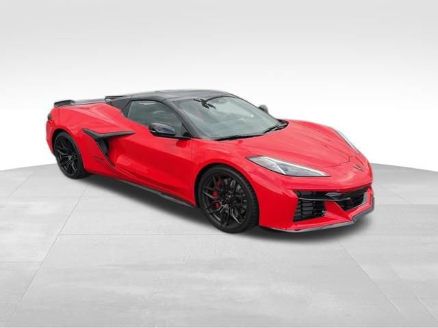 Used 2026 Chevrolet Corvette Z06 w/ Stealth Interior Trim Package RWD image 8
