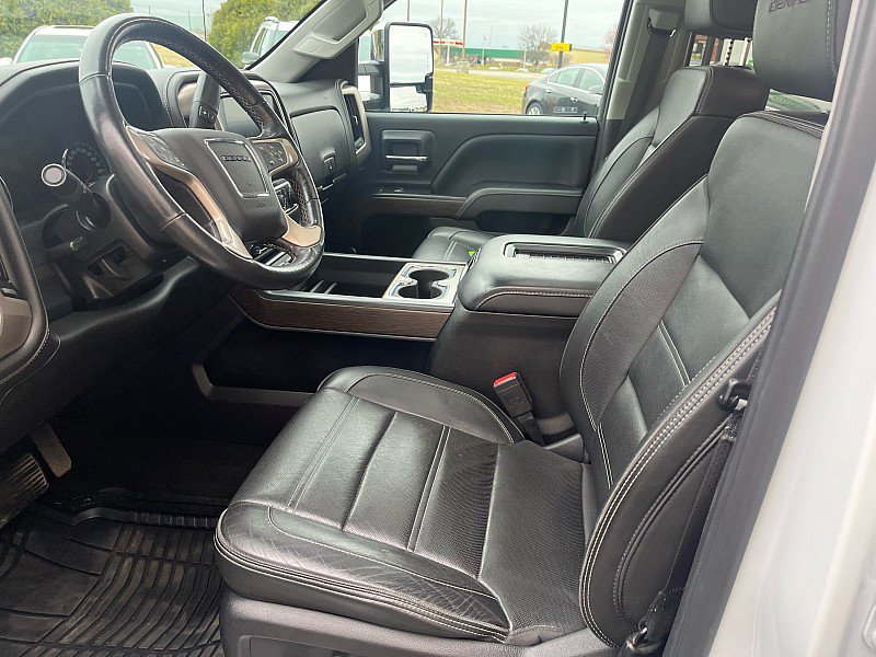 Used 2018 GMC Sierra 1500 Denali w/ Denali Ultimate Package AWD/4WD image 22